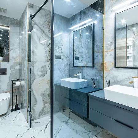 Modern - Super - Chic For 6