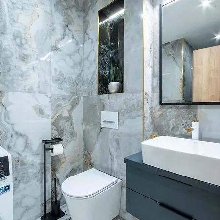 Modern - Super - Chic For 6 * 부다페스트