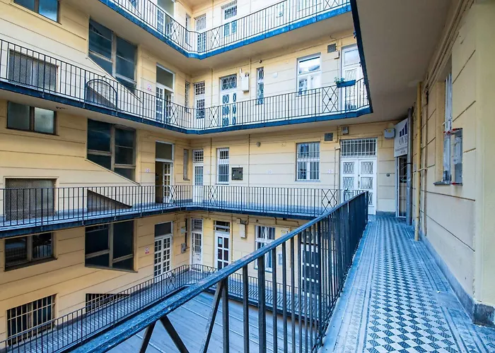 Modern - Super - Chic For 6 Apartment Budapest