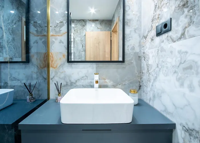 Modern - Super - Chic For 6 * Budapest