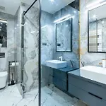 Modern - Super - Chic For 6