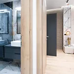 Modern - Super - Chic For 6 Апартаменты *
