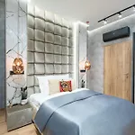 Modern - Super - Chic For 6 Апартаменты *